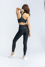 Load image into Gallery viewer, Aces Bra and Leggings Contrast Set - Black
