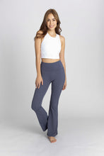 Load image into Gallery viewer, Groove Flare Leggings (2 colors)