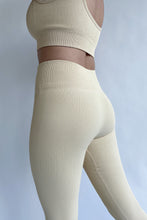 Load image into Gallery viewer, Sand Rib