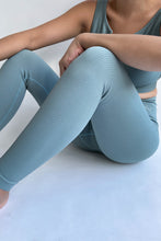 Load image into Gallery viewer, Slate Rib