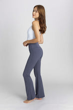 Load image into Gallery viewer, Groove Flare Leggings (2 colors)