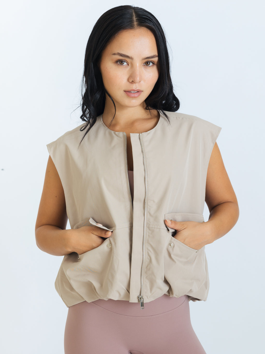 Off Duty Vest - Sand