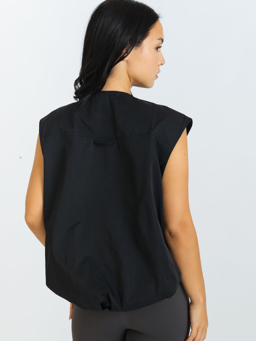 Off Duty Vest - Onyx