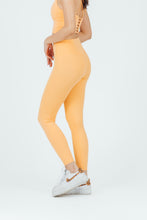 Load image into Gallery viewer, Motion Leggings 7/8 - Citrus

