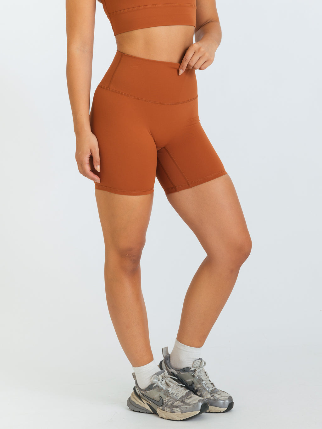 Motion Shorts - Sienna