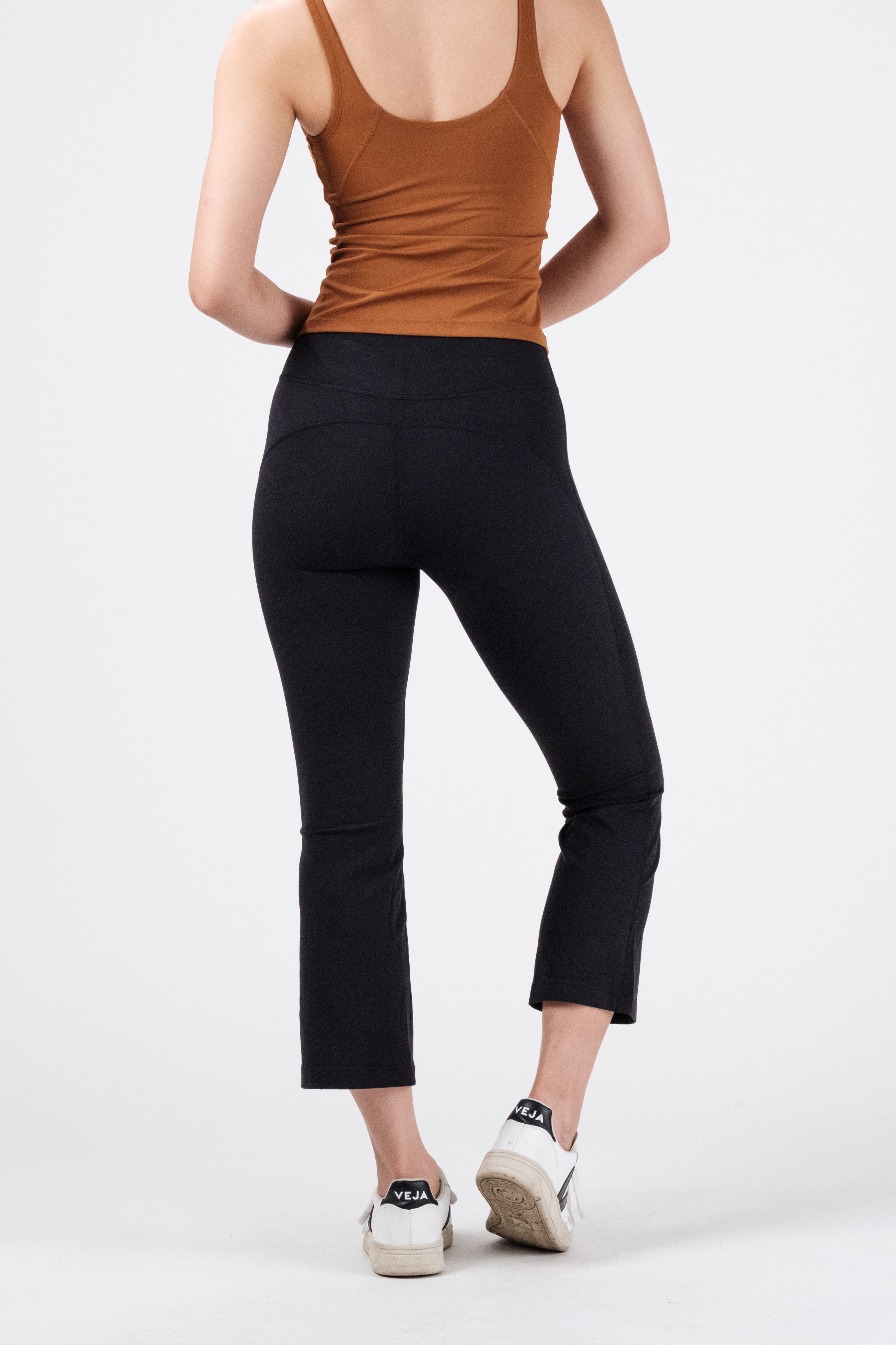 Mini Flare Pants (Crop) - Onyx