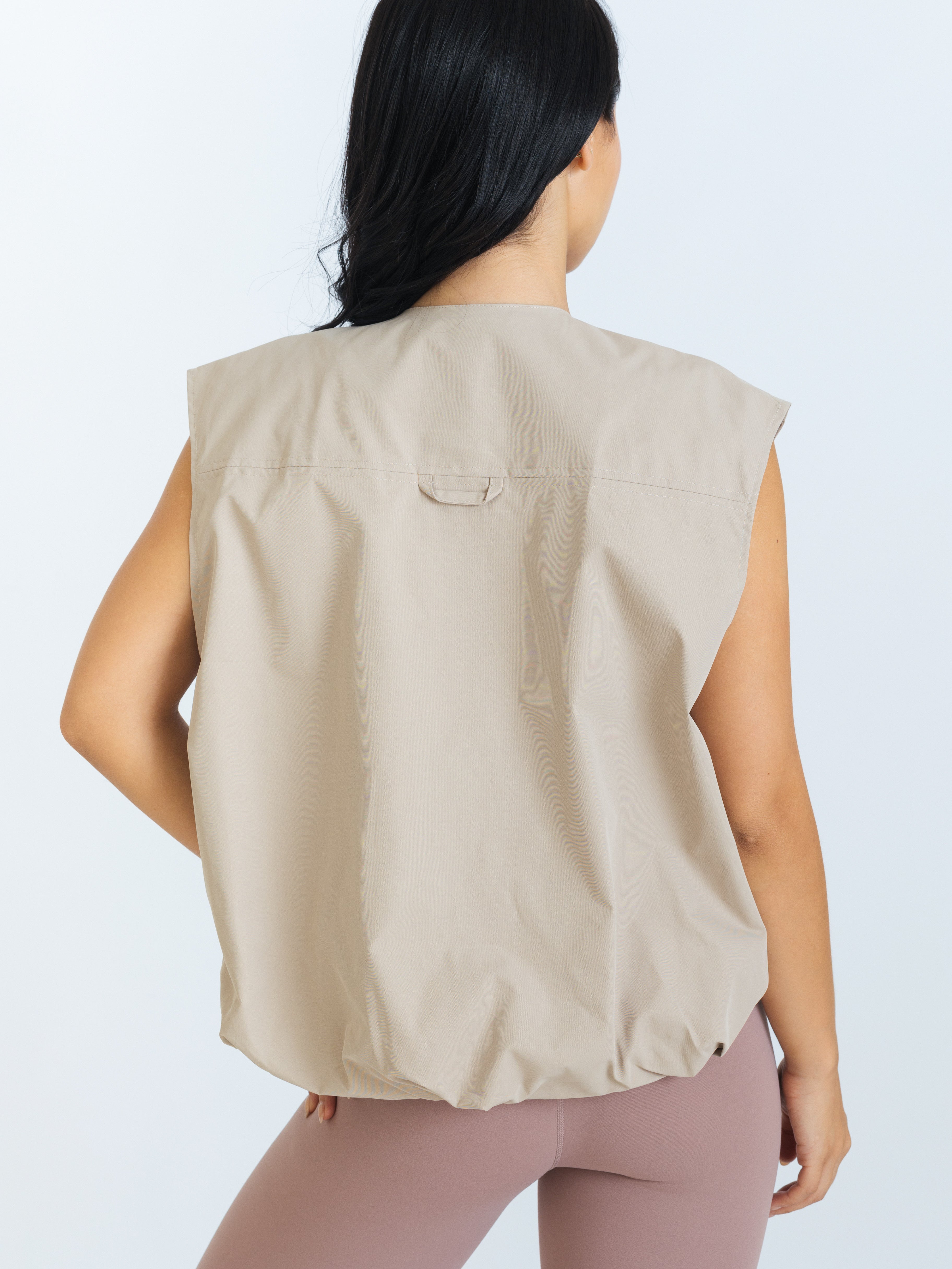 Off Duty Vest - Sand