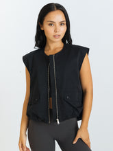 Load image into Gallery viewer, Off Duty Vest - Onyx
