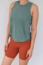 Load image into Gallery viewer, Elevate Tank Top - Moss
