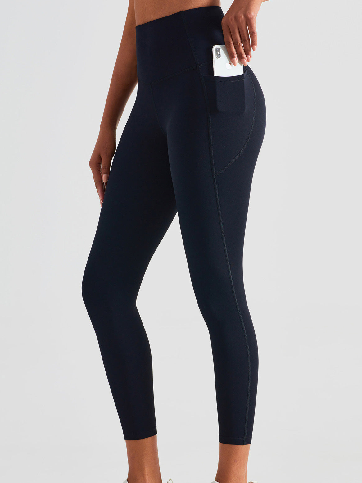 Effortless Pocket Pants - Onyx