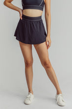 Load image into Gallery viewer, Fairway Skirt - Onyx
